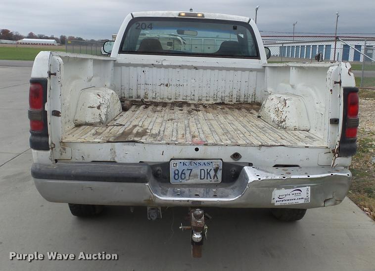 image for item K8124 1999 Dodge Ram 1500 pickup truck