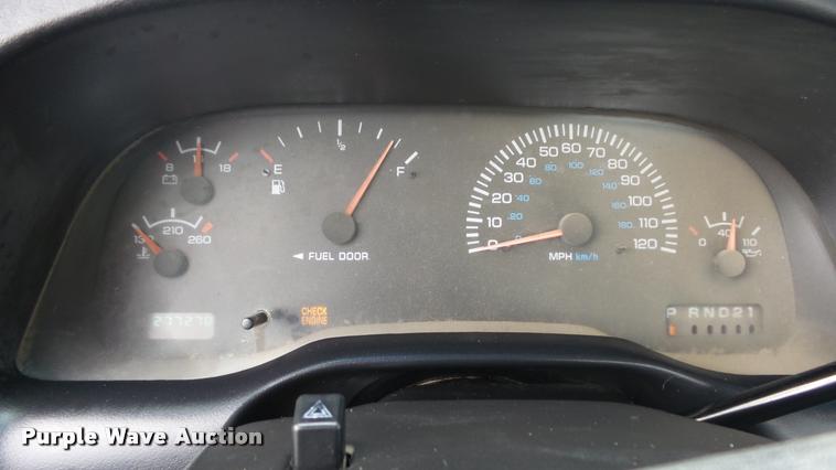 image for item K8124 1999 Dodge Ram 1500 pickup truck