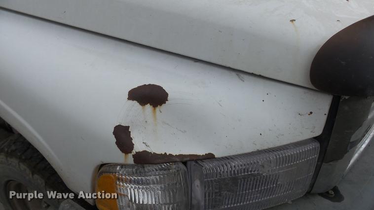 image for item K8124 1999 Dodge Ram 1500 pickup truck