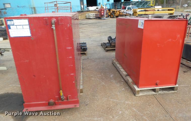 image for item L4159 Fuel and oil tanks