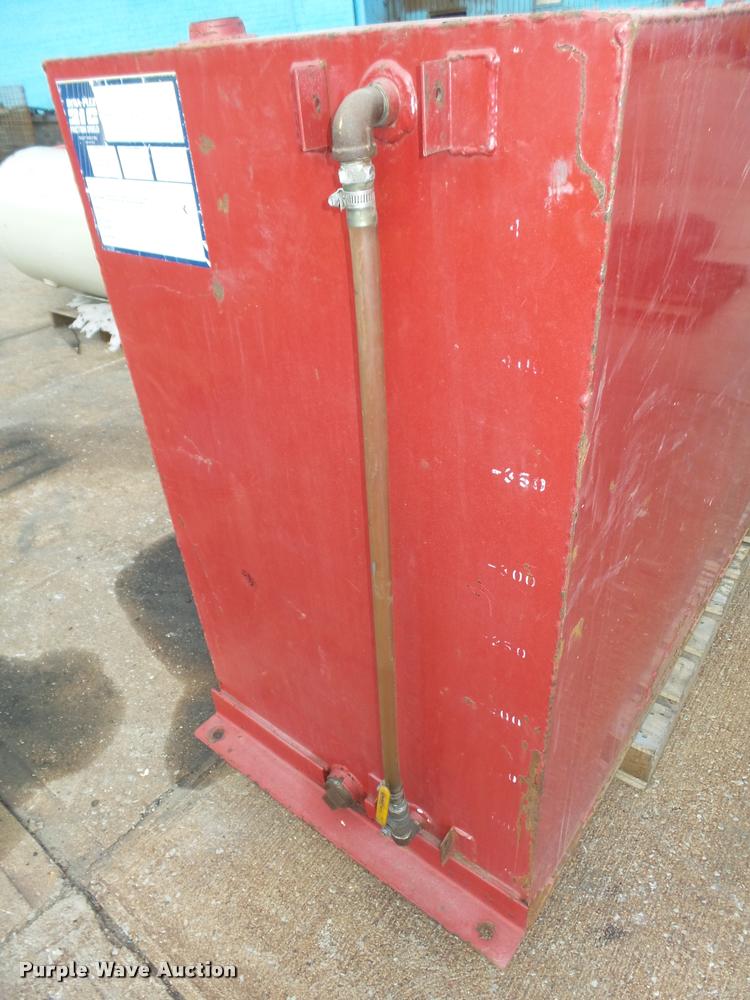 image for item L4159 Fuel and oil tanks