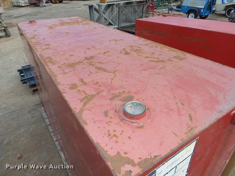 image for item L4159 Fuel and oil tanks