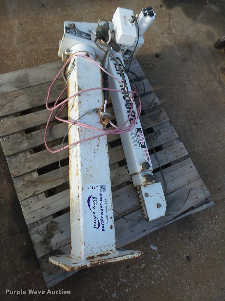 image for item L4164 Truck accessories