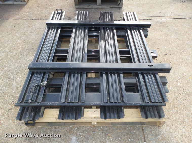 image for item L4164 Truck accessories