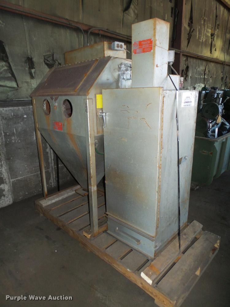 image for item L4169 Trinco 400PT dry blast sand blaster