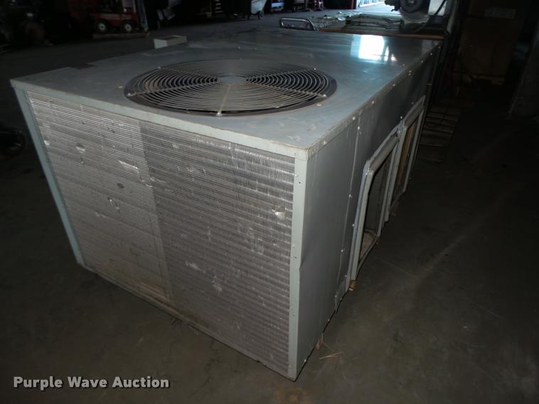 image for item L4171 2001 American Standard AC and heat unit