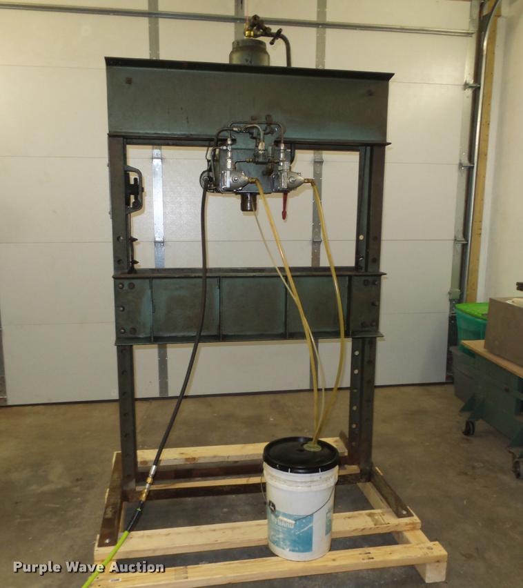 image for item L4180 Dake 6-475 press