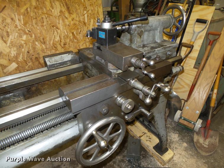 image for item L4181 Lodge & Shipley metal lathe