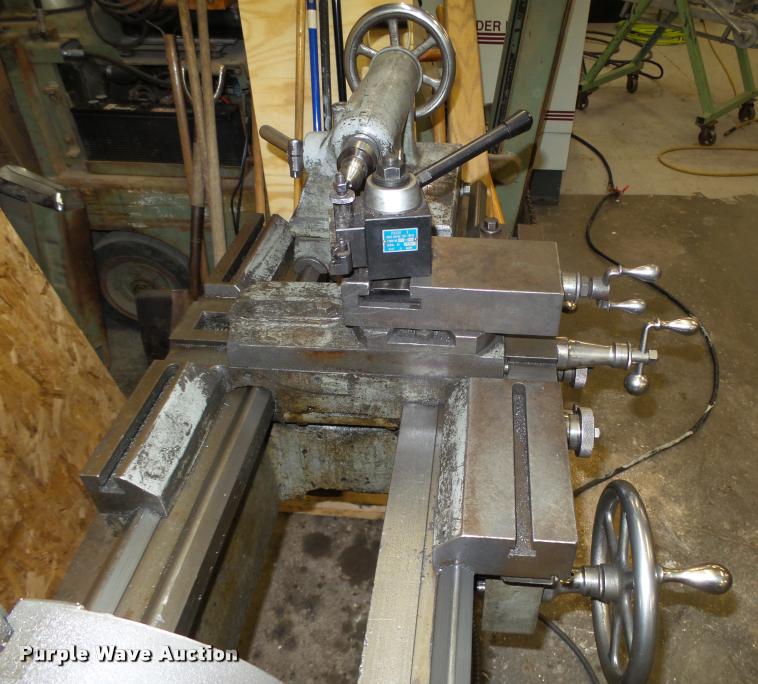 image for item L4181 Lodge & Shipley metal lathe