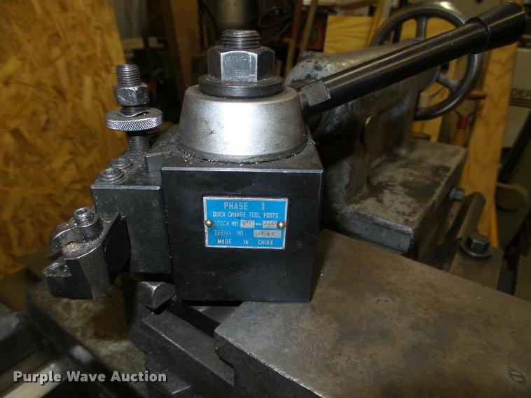 image for item L4181 Lodge & Shipley metal lathe