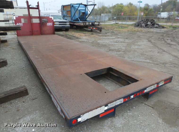 image for item L4182 Flatbed