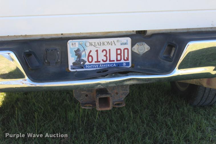 image for item L4872 2006 Dodge Ram 2500 Quad Cab pickup truck