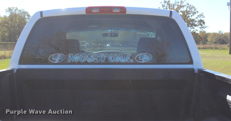 image for item L4872 2006 Dodge Ram 2500 Quad Cab pickup truck