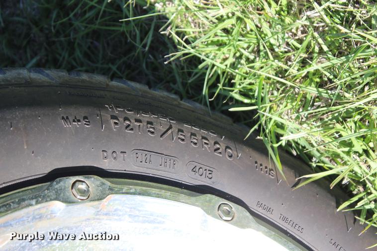 image for item L4872 2006 Dodge Ram 2500 Quad Cab pickup truck