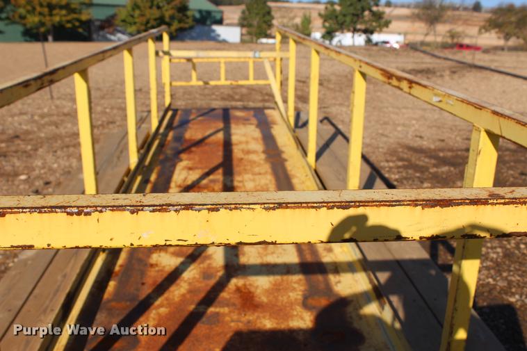 image for item L4884 Nursery/plant trailer