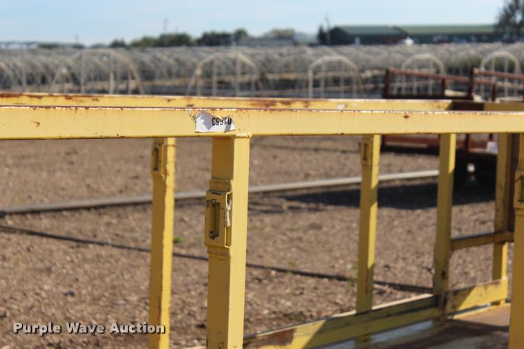 image for item L4884 Nursery/plant trailer