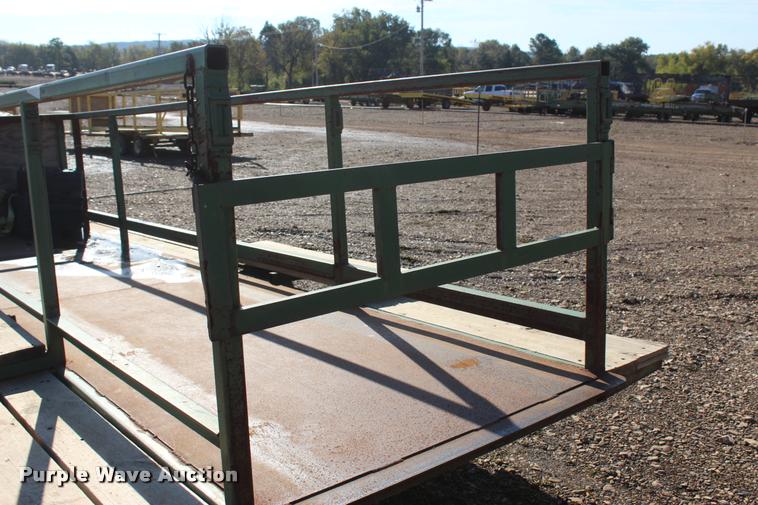 image for item L4885 Nursery/plant trailer