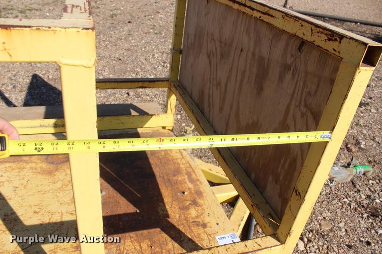 image for item L4886 Nursery/plant trailer