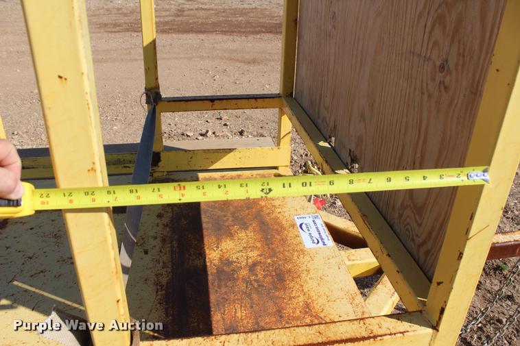 image for item L4889 Nursery/plant trailer