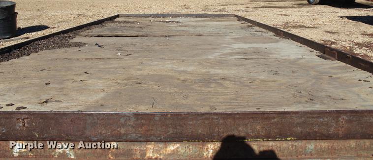 image for item L4895 Utility trailer