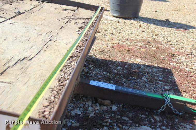 image for item L4895 Utility trailer