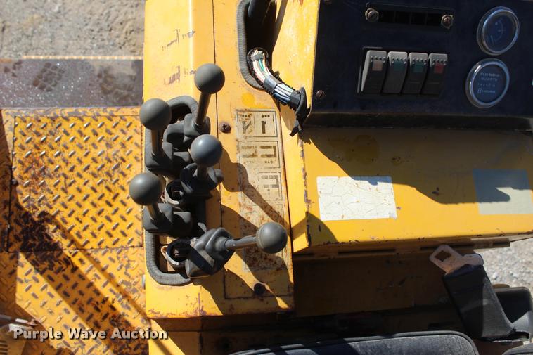 image for item L4900 Sellick TMF55 forklift