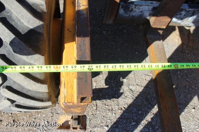 image for item L4900 Sellick TMF55 forklift