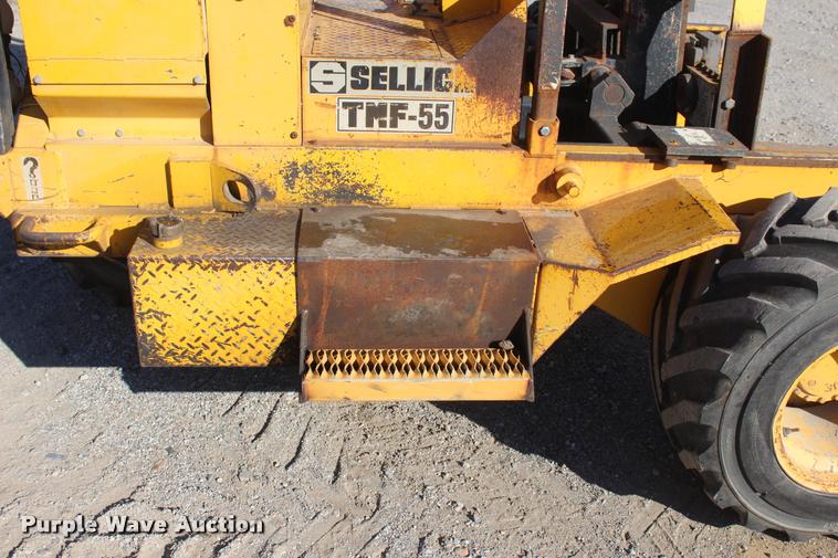 image for item L4900 Sellick TMF55 forklift