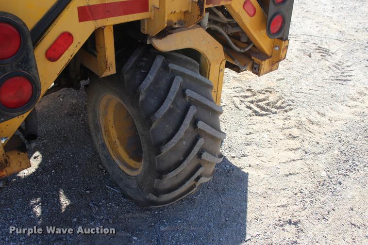 image for item L4900 Sellick TMF55 forklift