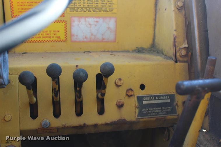 image for item L4901 Clark 714 crane