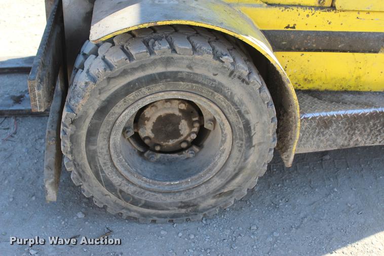 image for item L4902 Yale 1258 forklift