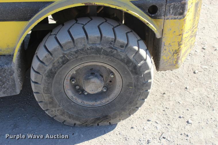 image for item L4902 Yale 1258 forklift