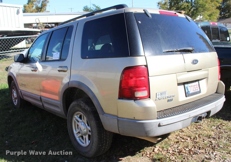 image for item L4908 2002 Ford Explorer XLT SUV