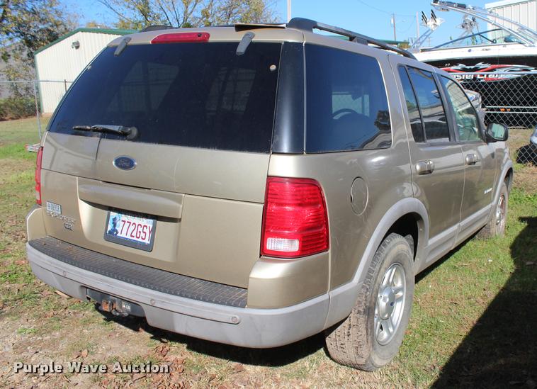 image for item L4908 2002 Ford Explorer XLT SUV