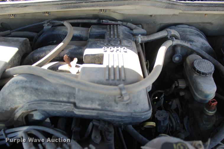 image for item L4908 2002 Ford Explorer XLT SUV