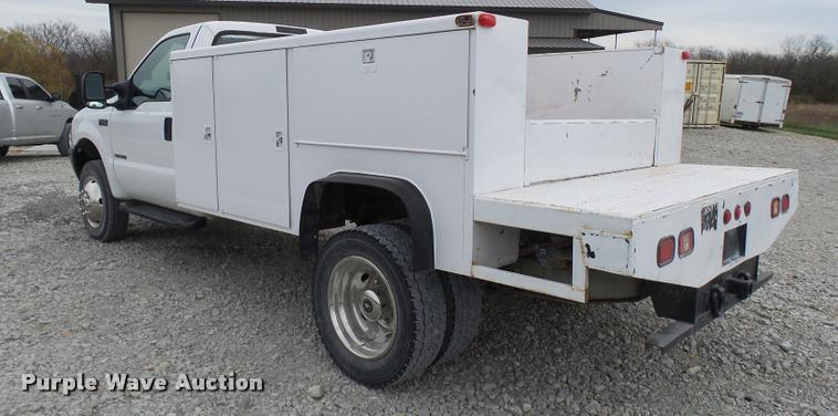 image for item L7172 2002 Ford F450 Super Duty XL utility truck