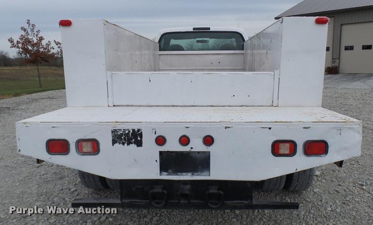 image for item L7172 2002 Ford F450 Super Duty XL utility truck