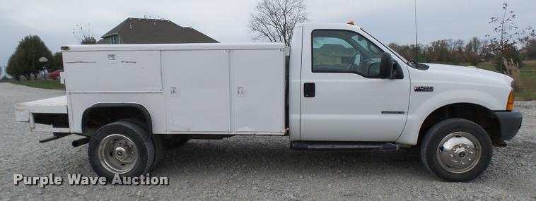 image for item L7172 2002 Ford F450 Super Duty XL utility truck