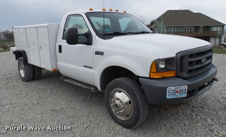 image for item L7172 2002 Ford F450 Super Duty XL utility truck