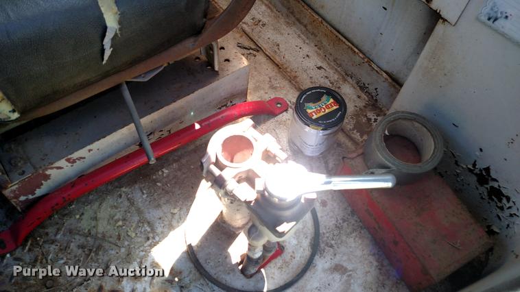 image for item L7494 1946 Dart 100 tow truck