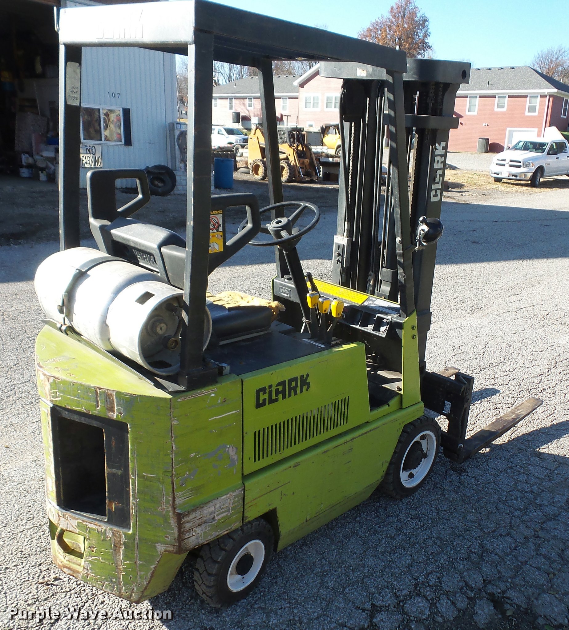 Clark GCS15 forklift in Highland, KS Item DA3827 sold Purple