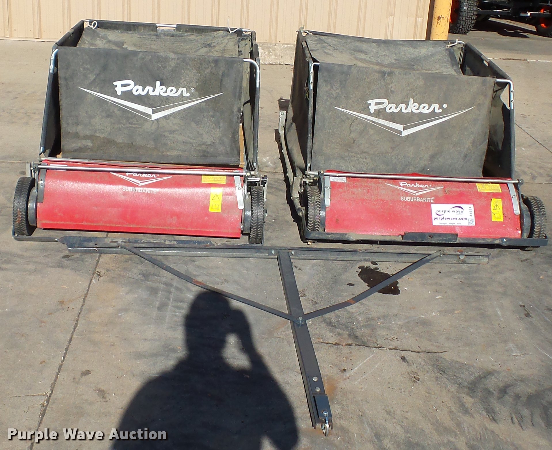 Parker lawn sweeper in Cedar Falls, IA Item J1591 sold Purple Wave