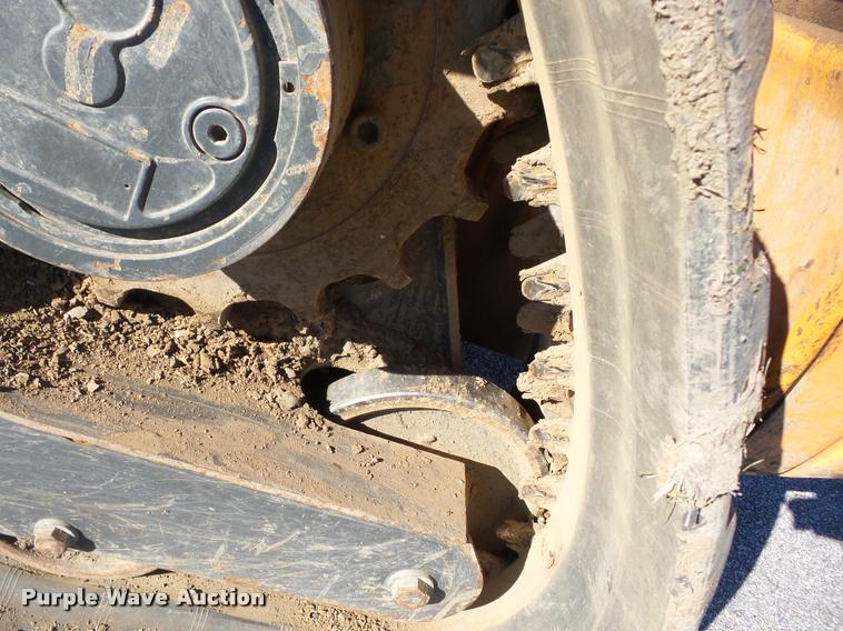 image for item AG9152 2012 Case TR320 skid steer