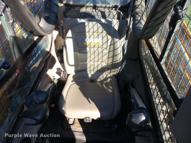 image for item AG9152 2012 Case TR320 skid steer