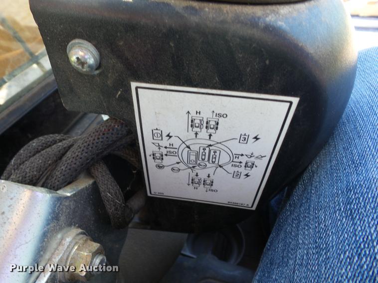 image for item AG9152 2012 Case TR320 skid steer