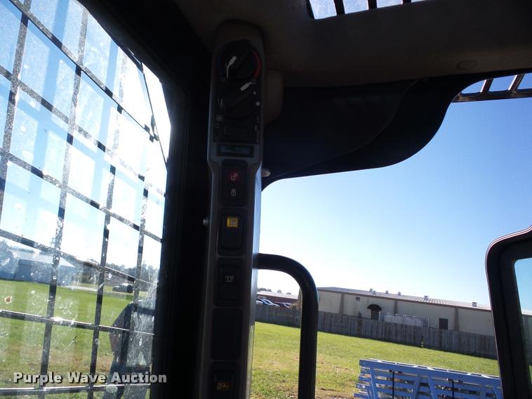 image for item AG9152 2012 Case TR320 skid steer