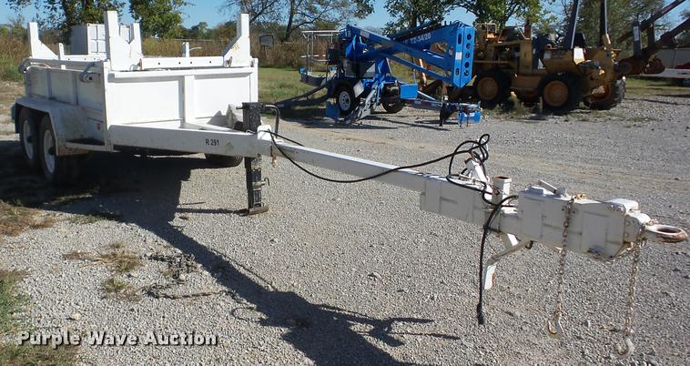 image for item AG9330 1985 Supreme pole trailer