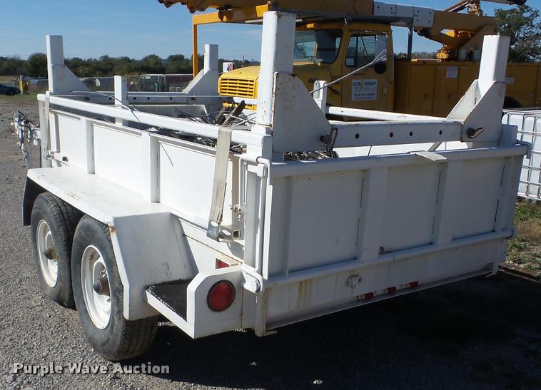 image for item AG9330 1985 Supreme pole trailer