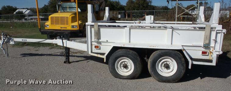 image for item AG9330 1985 Supreme pole trailer
