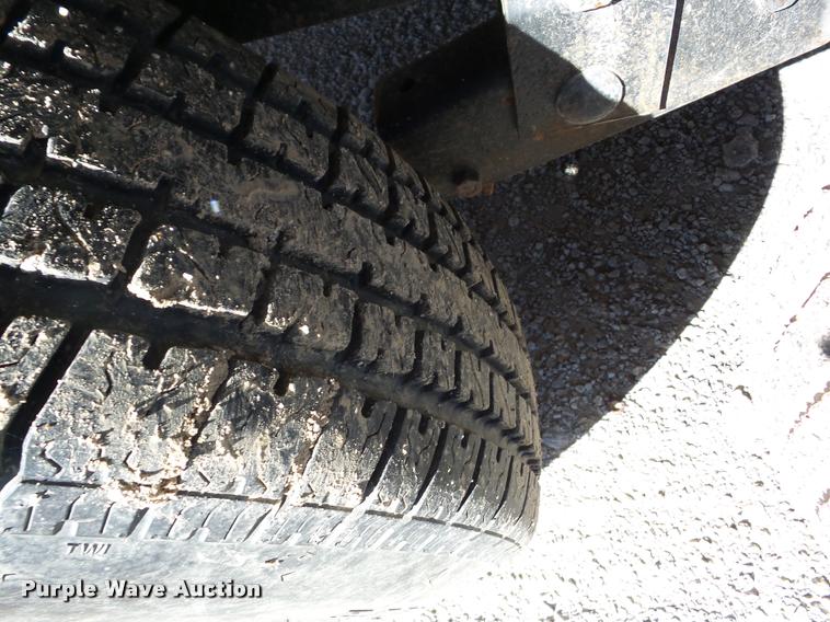 image for item AG9330 1985 Supreme pole trailer